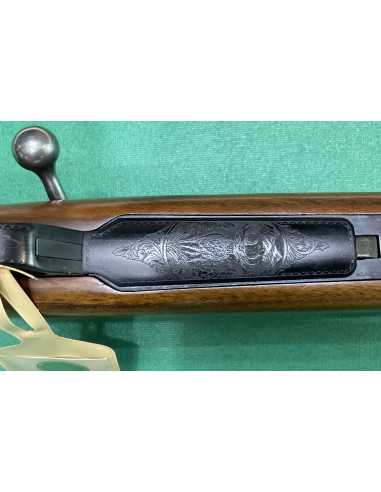 Catabina da caccia in legno Zoli Antonio AZ 1900 calibro 270W ottica Swarovski 8x50 Habicht illuminata.
