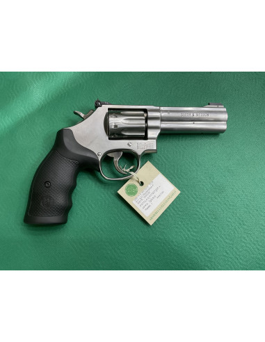 Smith e Wesson 617-6 K22 Masterpiece 4” calibro 22lr