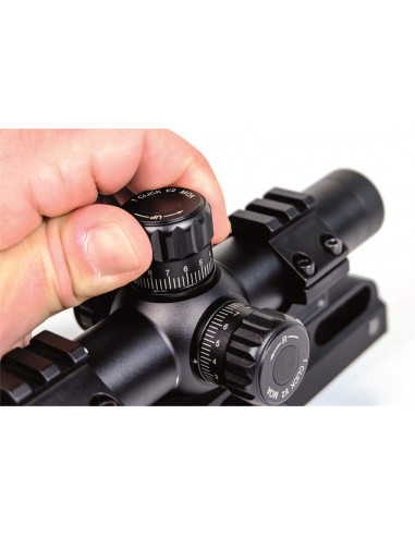 Ottica KONUS EVENT OFFERTA 1-10x24 Ottica da Caccia per ar 14 m4 illuminata Zoom 10x24 Codice 7183