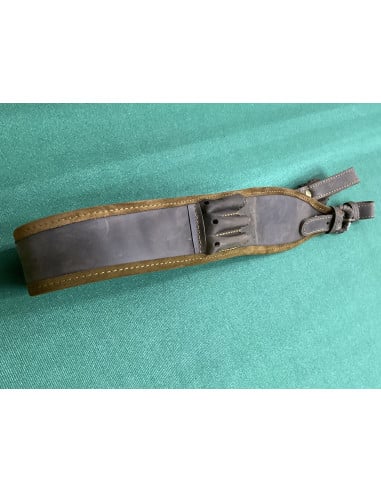 BRETELLA CINGHIA PER CARABINA MORBIDA MARRONE LARGA CON TRE PORTA CARTUCCE 3 CELLE IN CAMOSCIO LUNGA 1 METRO PRODOTTO IN ITALIA