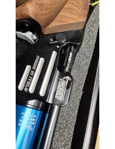 Pistola libera vendita Pardini armi modello K12 Basic calibro 4,5 con serbatoio blu