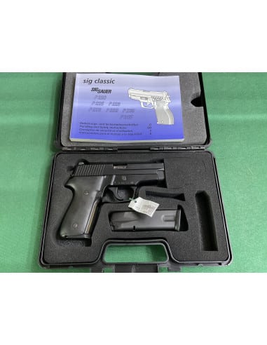 Sig Sauer P228 calibro 9x21