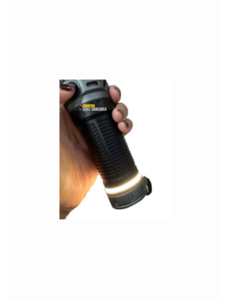 Codice: 3935  TORCIA KONUS LANTERNA 2 IN 1 CON MODALITA’ TURBO 4000 lumen 4000 lumen sport tempo libero campeggio