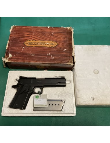 LAR Grizzly calibro 45 win mag