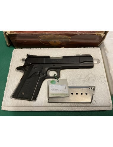 LAR Grizzly calibro 45 win mag