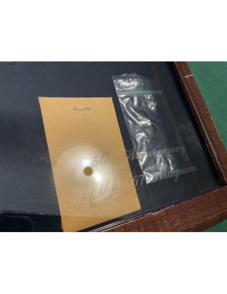 Smith e Wesson 27-9 75°anniversary 1935-2010 6” calibro 357mag