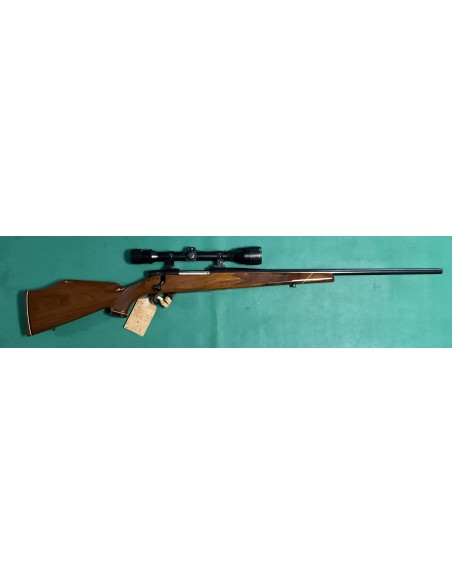 Carabina da caccia con ottica Weatherby Vanguard calibro 270 Win.
