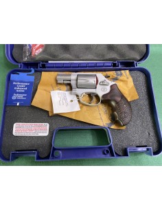 Smith e Wesson 637-2 Performance Center 2” calibro 38spl 2