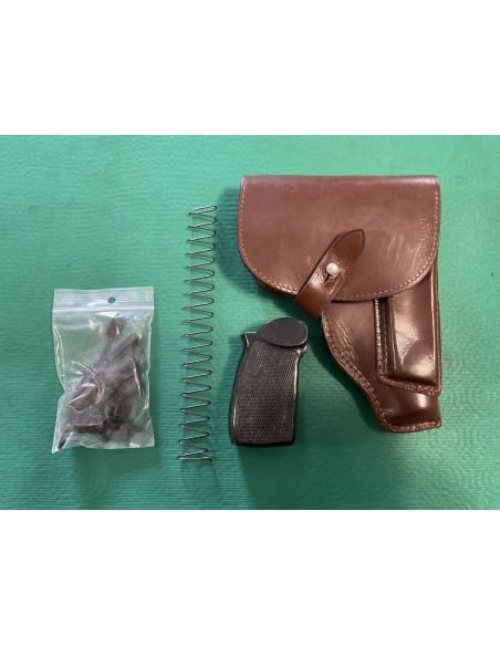Set Fondina e Ricambi pistola Makarov DDR 9mak