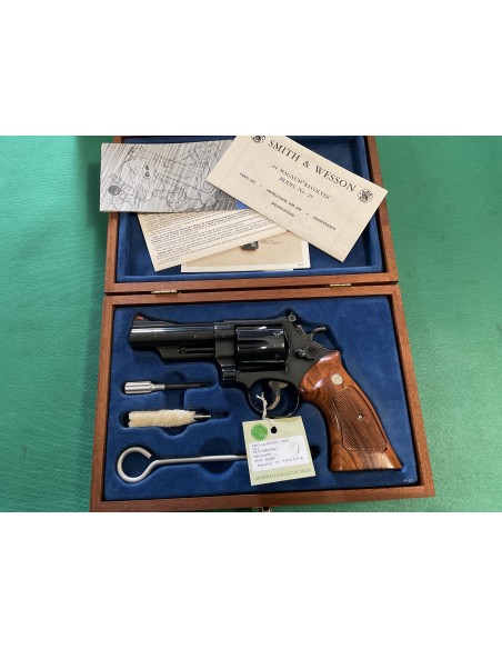 Smith e Wesson 29-2 canna 4” calibro 44mag