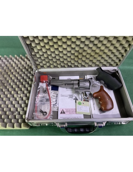 Smith & Wesson 627 5” Performance Center calibro 357mag