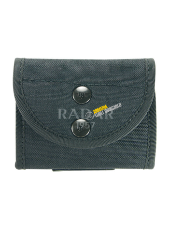 Porta guanti in “Multilayer” Cordura,con bottoni in due posizioni, applicazione con passante fisso.Radar Cod. 4086-3401