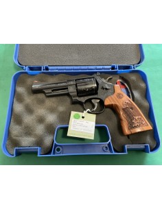Smith e Wesson 29-10 De Lux incisa 4” calibro 44mag 2