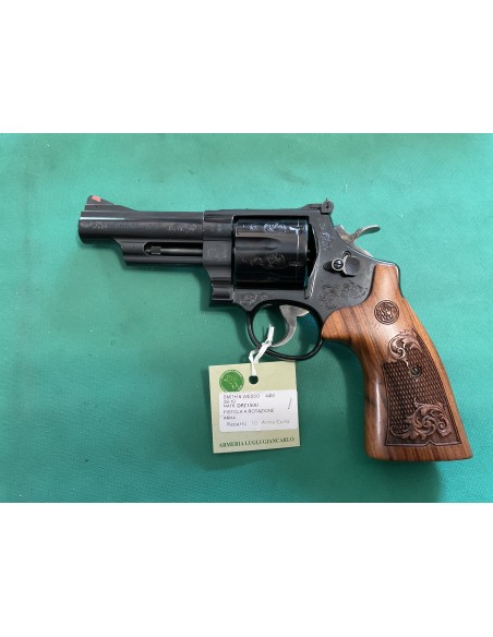 Smith e Wesson 29-10 De Lux incisa 4” calibro 44mag