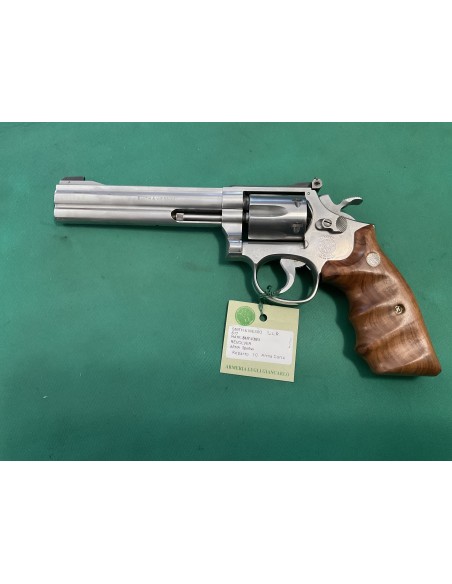 Smith e Wesson 617 6” calibro 22lr