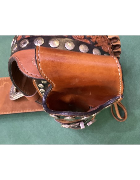 cinturone in cuoio e pelle per revolver SAA