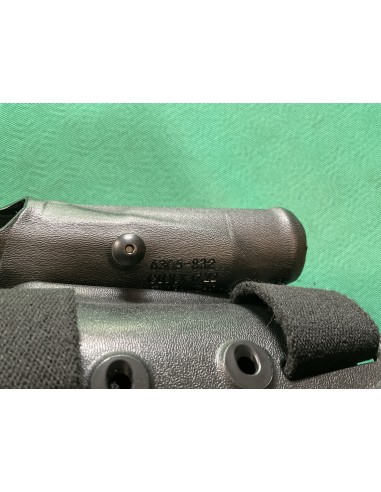 Safariland 6305-832 Glock 17-22 con torcia