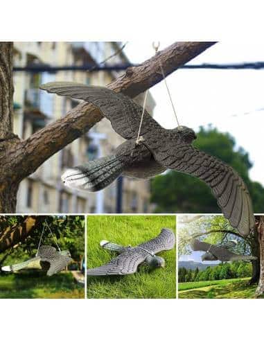 AmandaJ - Falco volante artificiale, simulazione di uccelli falchi deterranti per uccelli da giardino per montaggio a parete e a